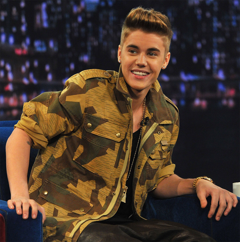 justin bieber camo top