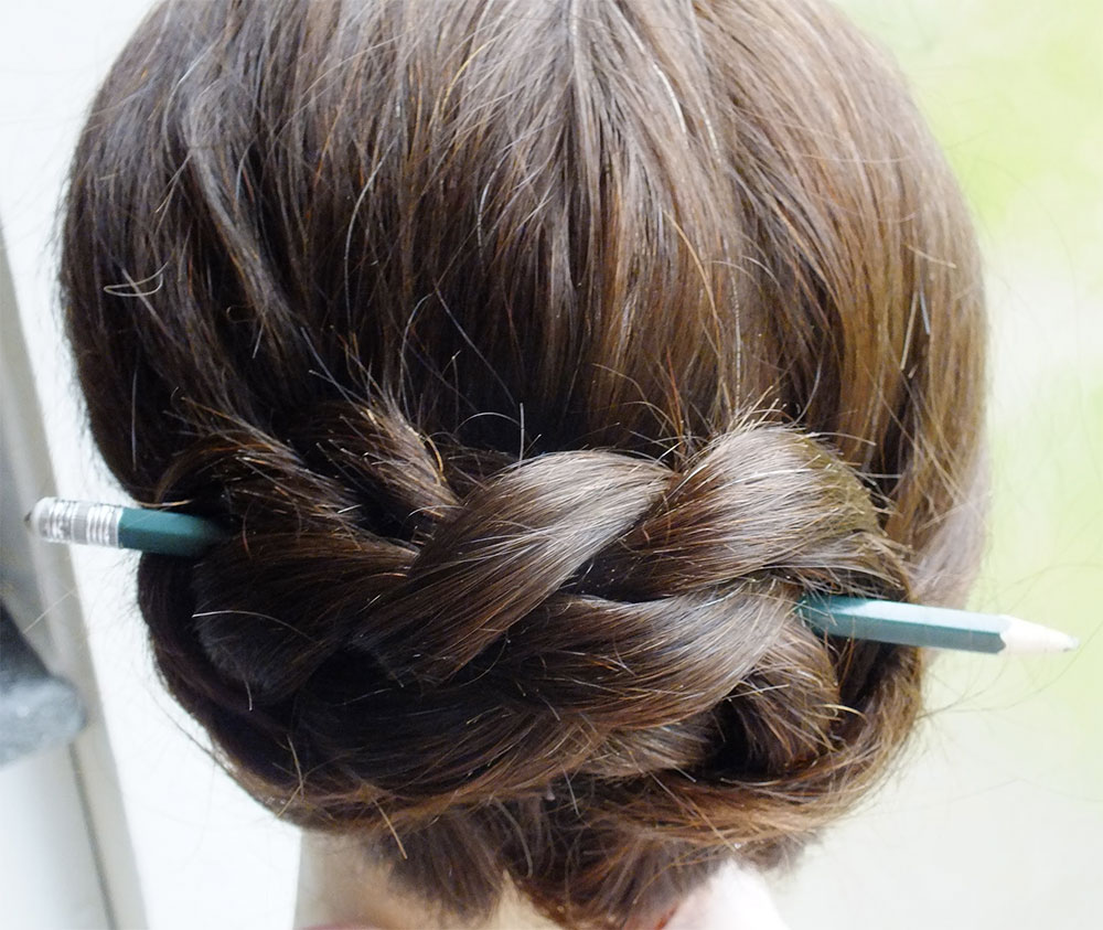hairstyle pencil daily look