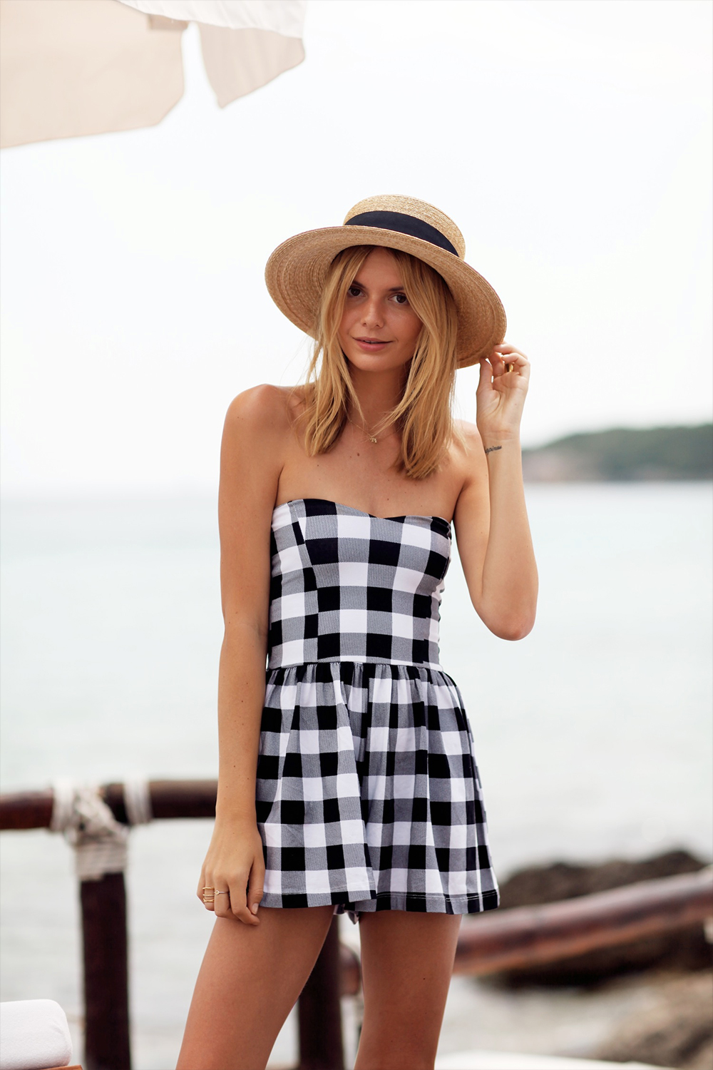 straw hat outfit