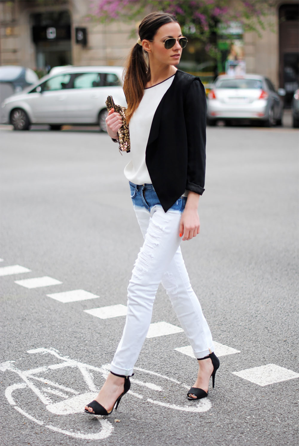 white jeans outfit