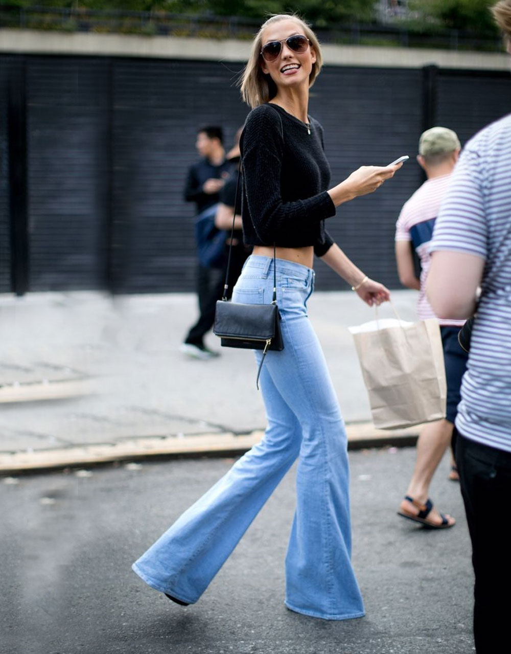 skinny flared jeans outfit