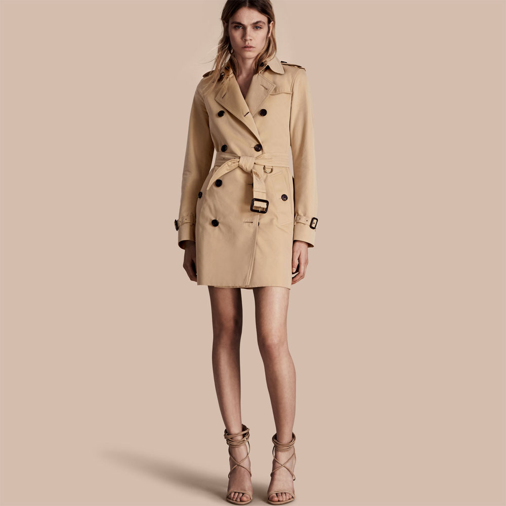 Trench coat outfit