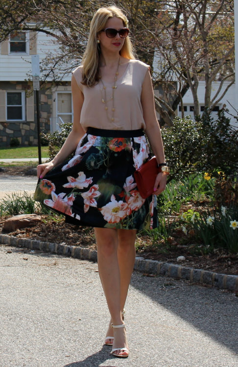 floral skirt outfit