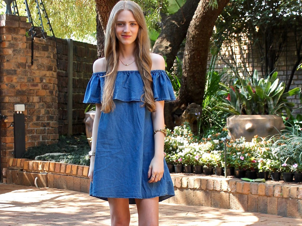 denim dress outfit