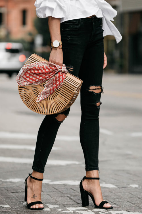 ripped jeans outfit