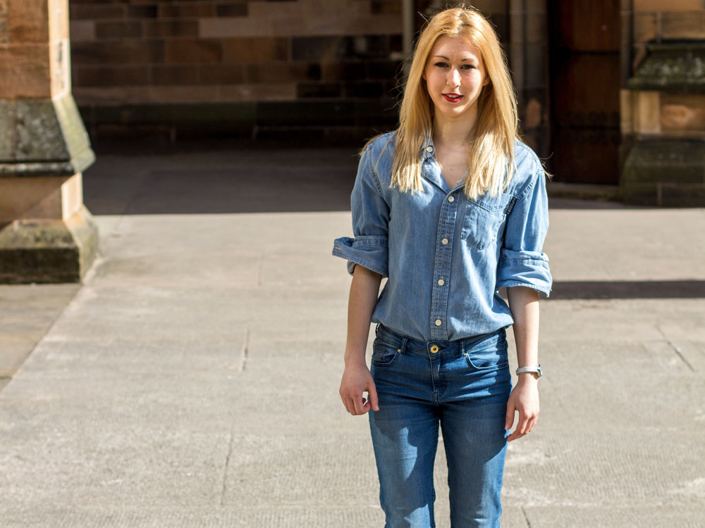 denim shirt outfit