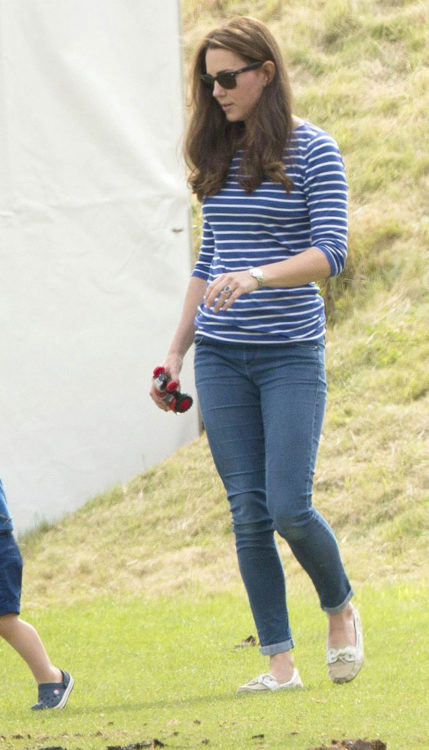 kate middleton striped top outfits