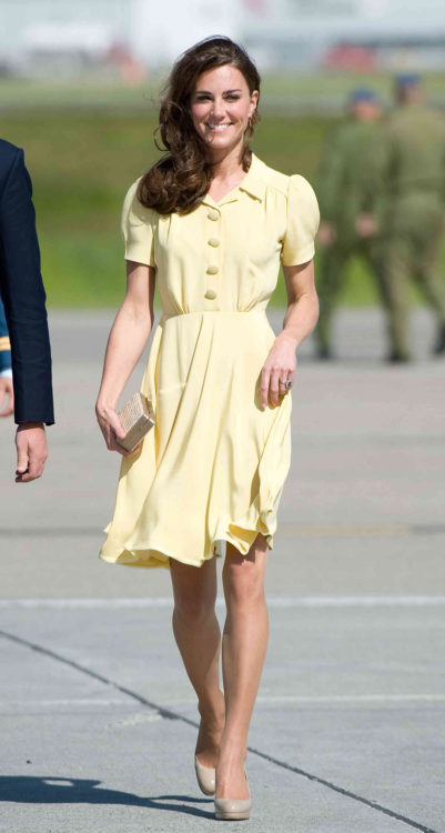 kate middleton yellow dress outfit